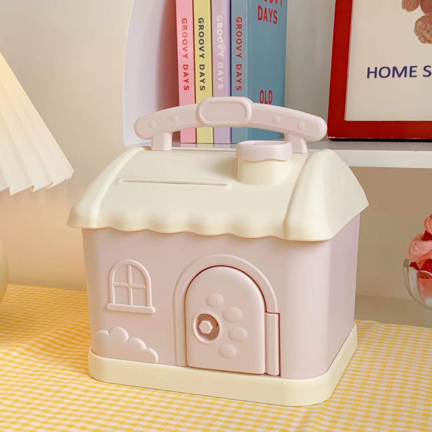 House-shaped piggy bank, large