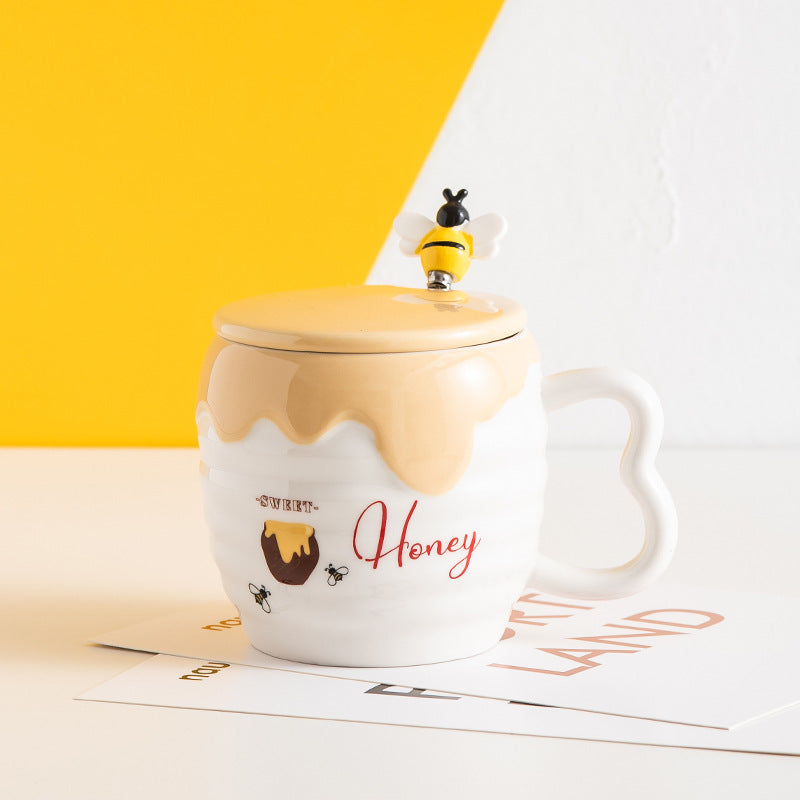 Taza de abeja con tapa