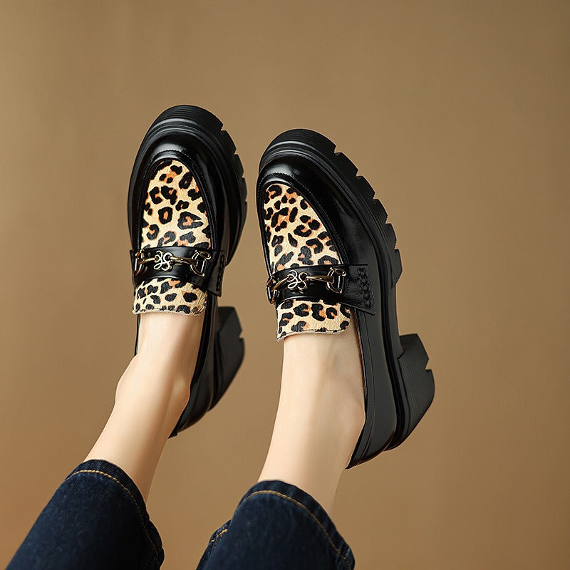 Mocasines de piel con plataforma y estampado de leopardo