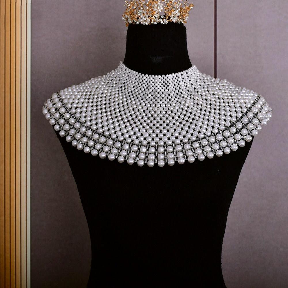 Collier de corps en perles pour mariée