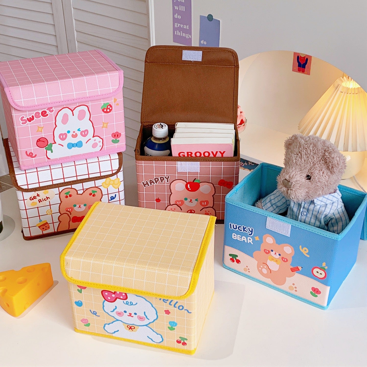 Tea Bear desktop storage box