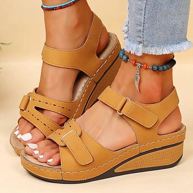 Sum Orthopedic Sandal Feminine