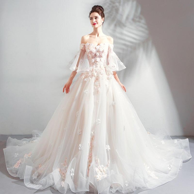 Robe de mariée de luxe en dentelle coupe A