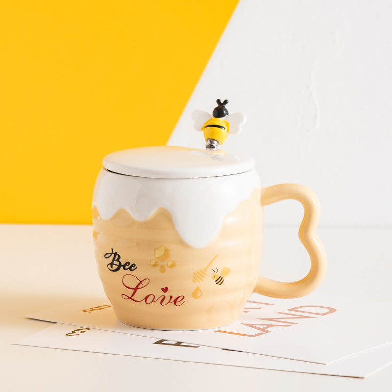 Taza de abeja con tapa