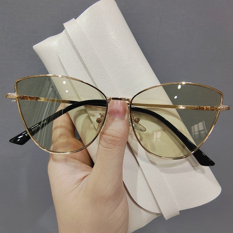 Metal Cat Eye Sunglasses Women