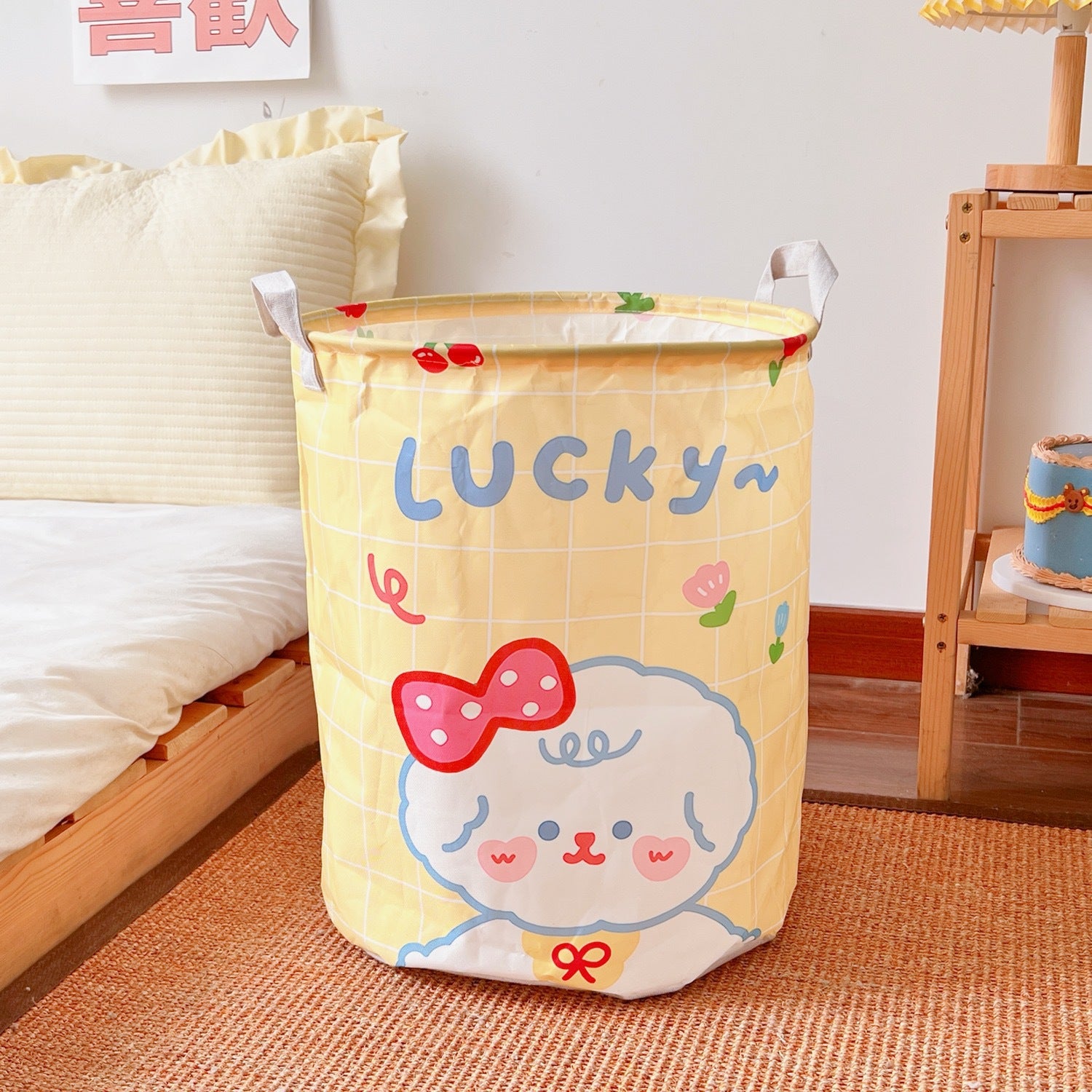 Foldable canvas laundry bin