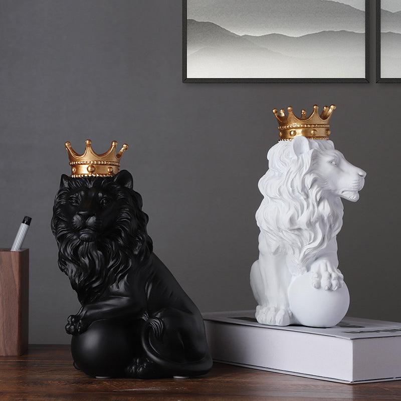 Crowned Lion Resin Ornaments