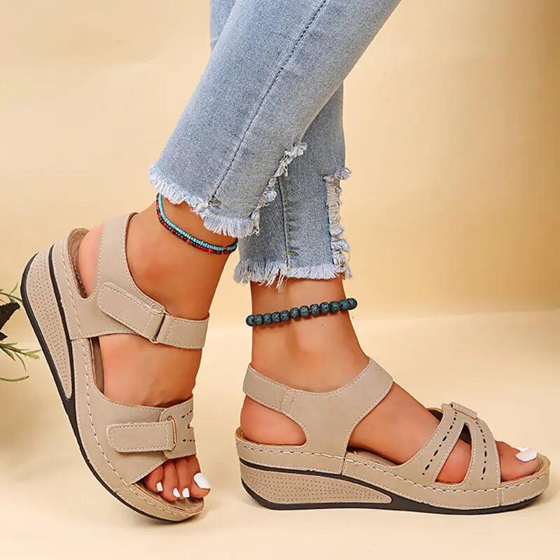 Sum Orthopedic Sandal Feminine