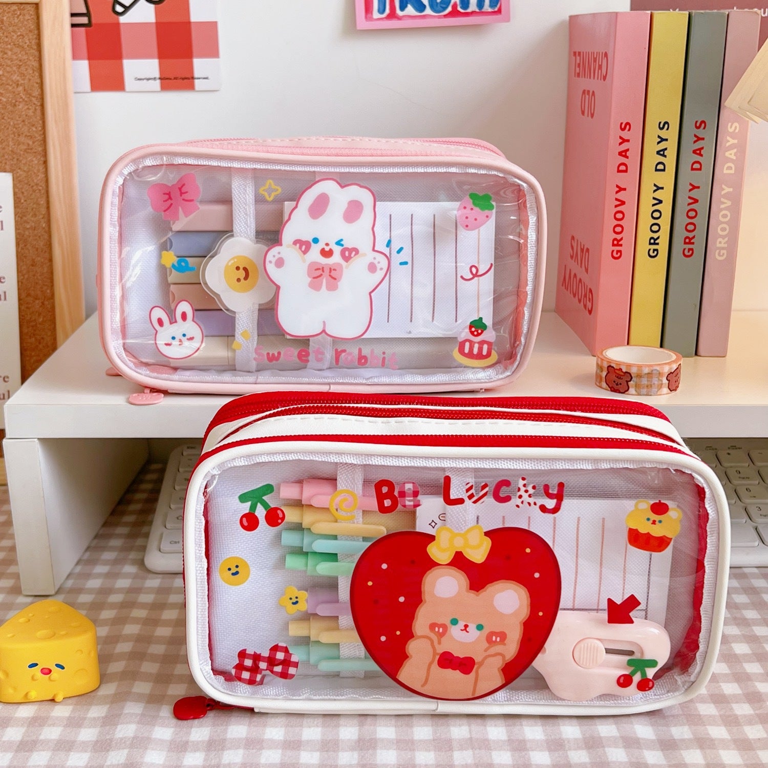 Grande trousse transparente avec motif