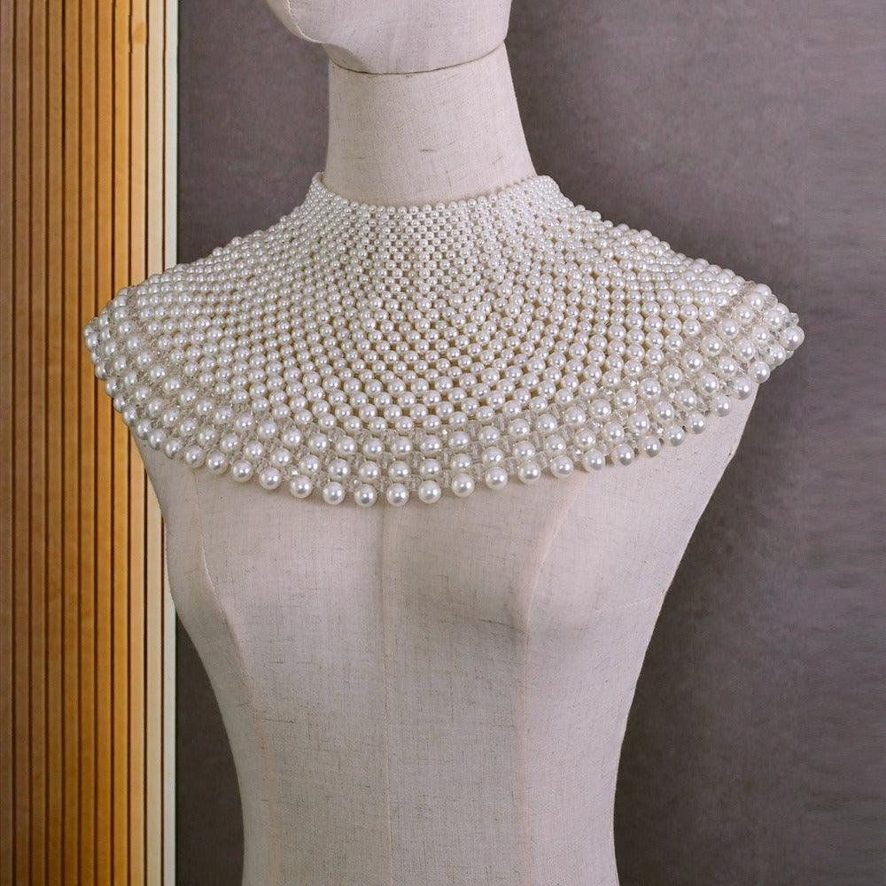 Collier de corps en perles pour mariée