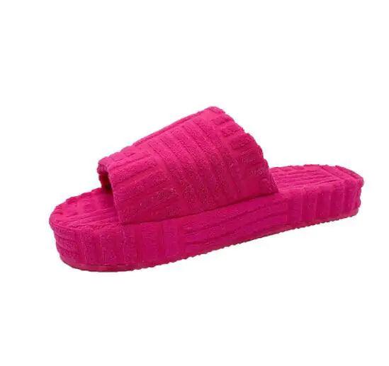 Pantuflas informales peludas para mujer